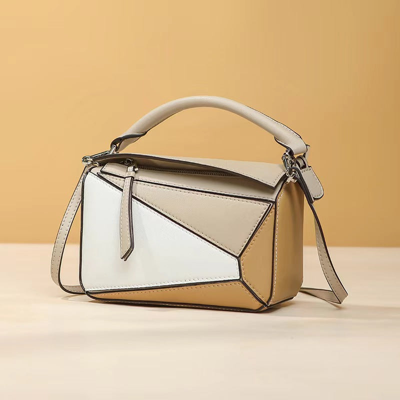 Moderne Damen Leder Umhängetasche in Bicolor Geometrie von RHYRGWEK